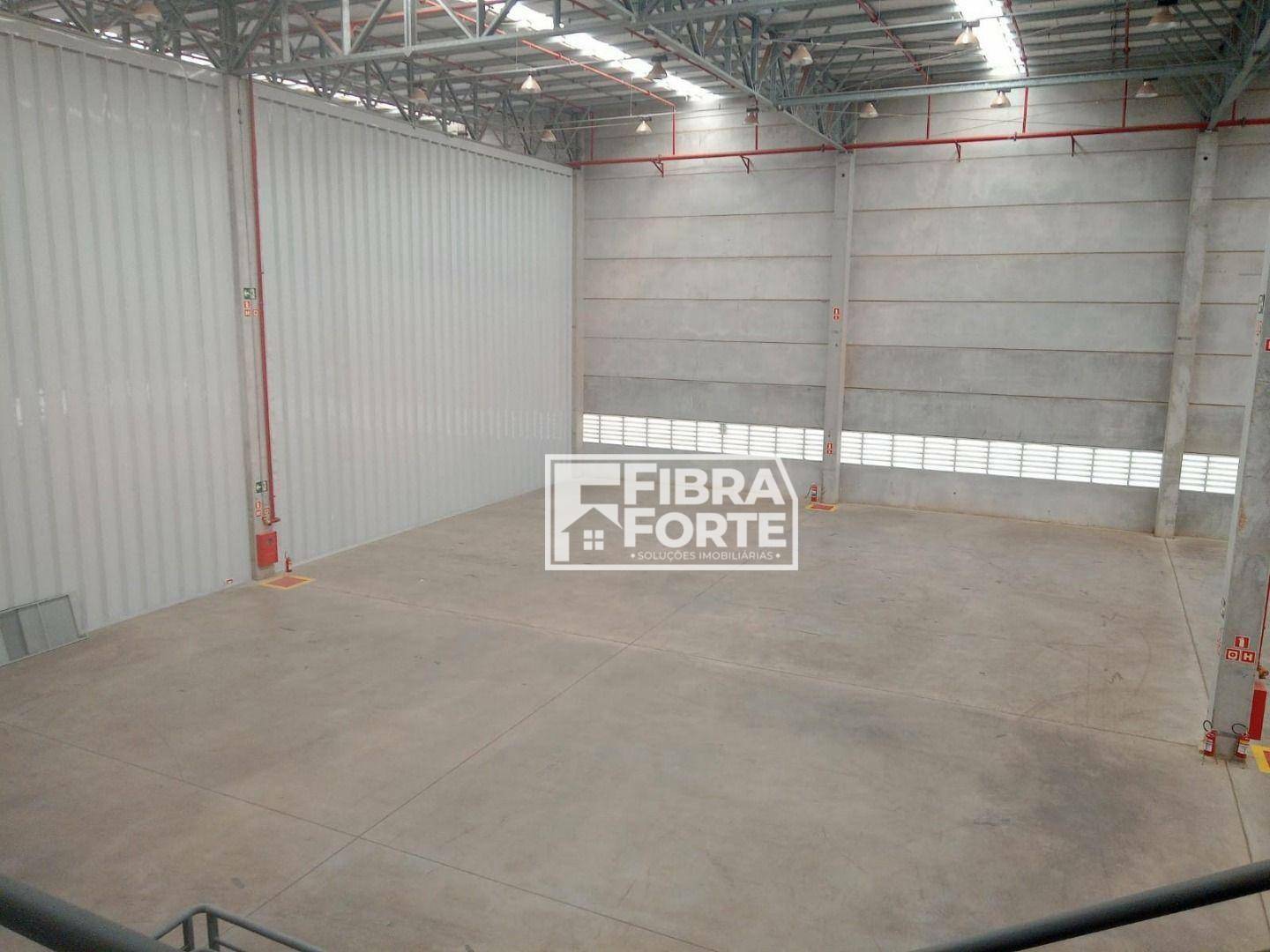 Depósito-Galpão-Armazém para alugar, 1350m² - Foto 6