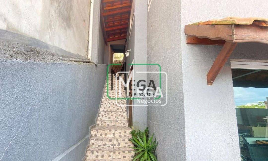 Casa à venda com 3 quartos, 240m² - Foto 24