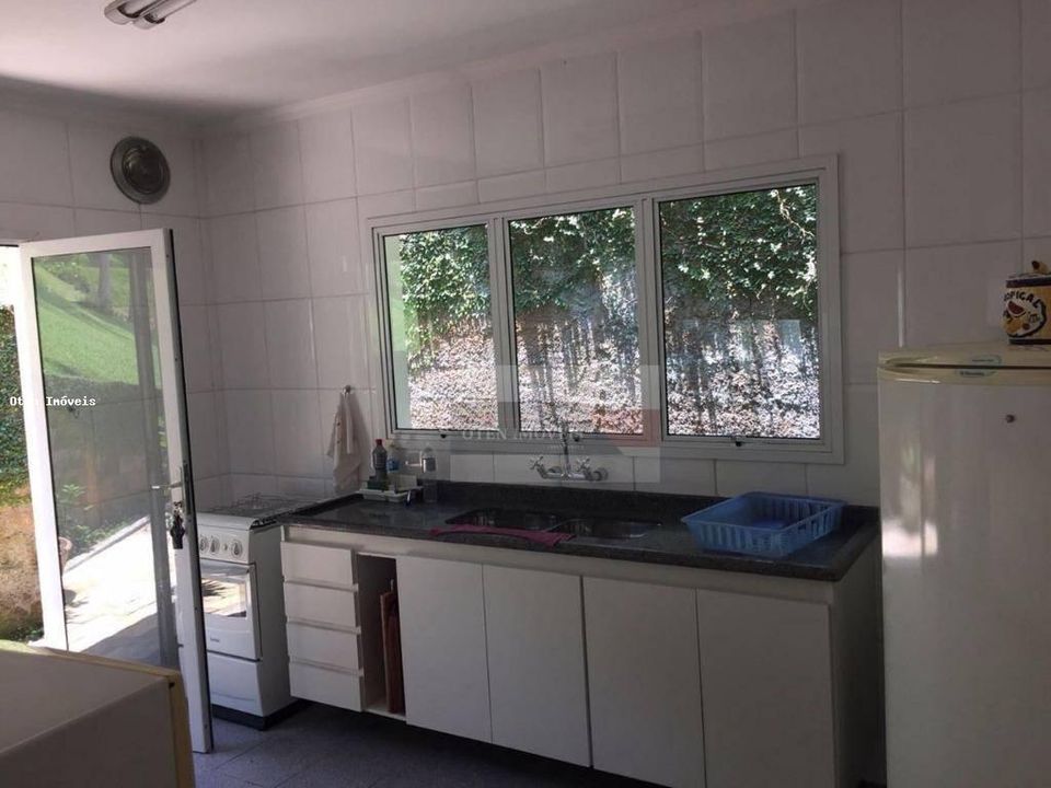 Chácara à venda com 4 quartos, 300m² - Foto 5