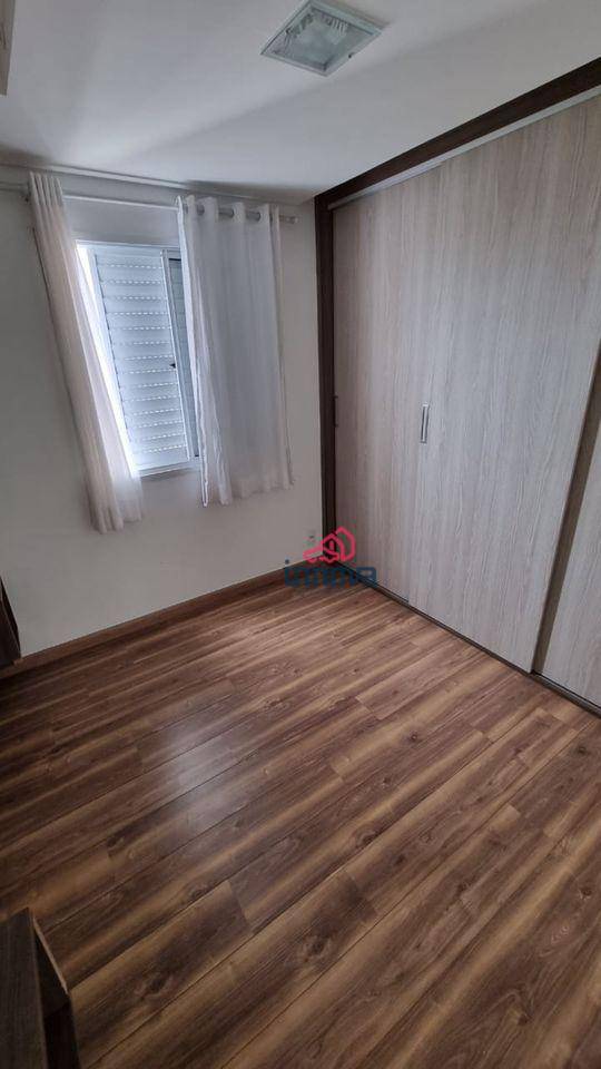 Apartamento para alugar com 3 quartos, 72m² - Foto 18