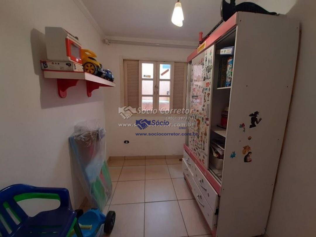 Casa à venda com 2 quartos, 300m² - Foto 30