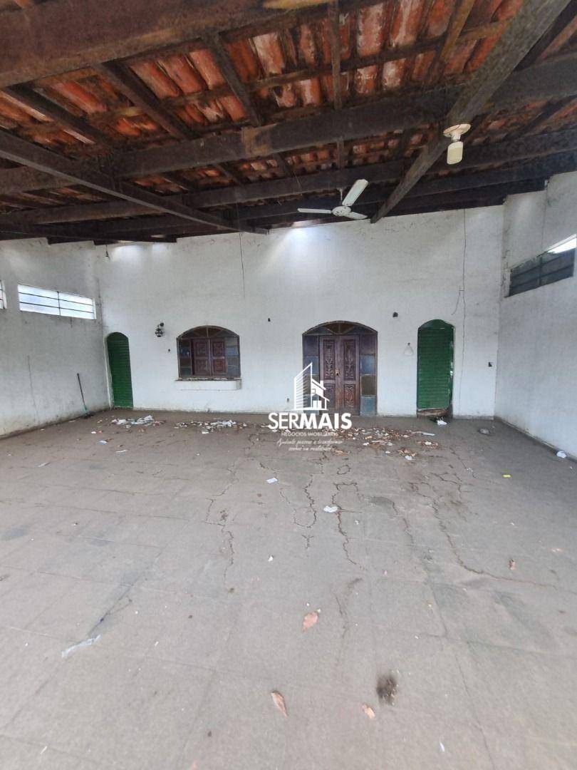 Casa, 3 quartos, 600 m² - Foto 2