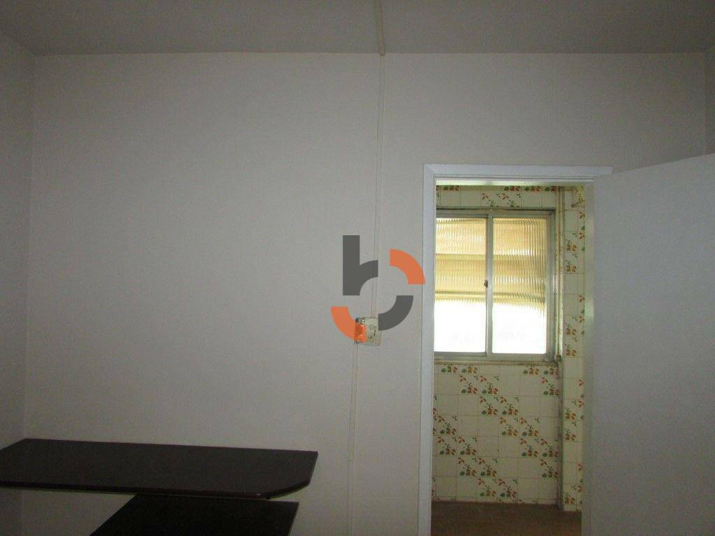 Apartamento à venda com 3 quartos, 97m² - Foto 15