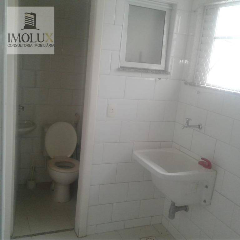 Apartamento para alugar com 3 quartos, 120m² - Foto 8