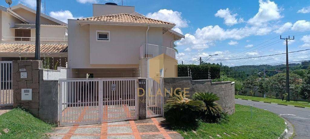 Casa à venda com 3 quartos, 209m² - Foto 1