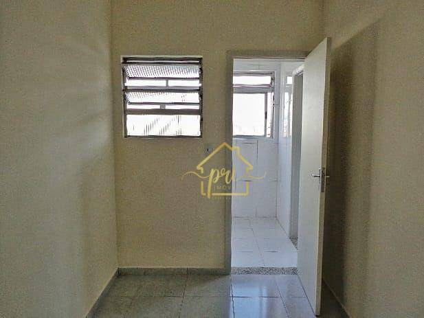 Apartamento para alugar com 4 quartos, 170m² - Foto 18