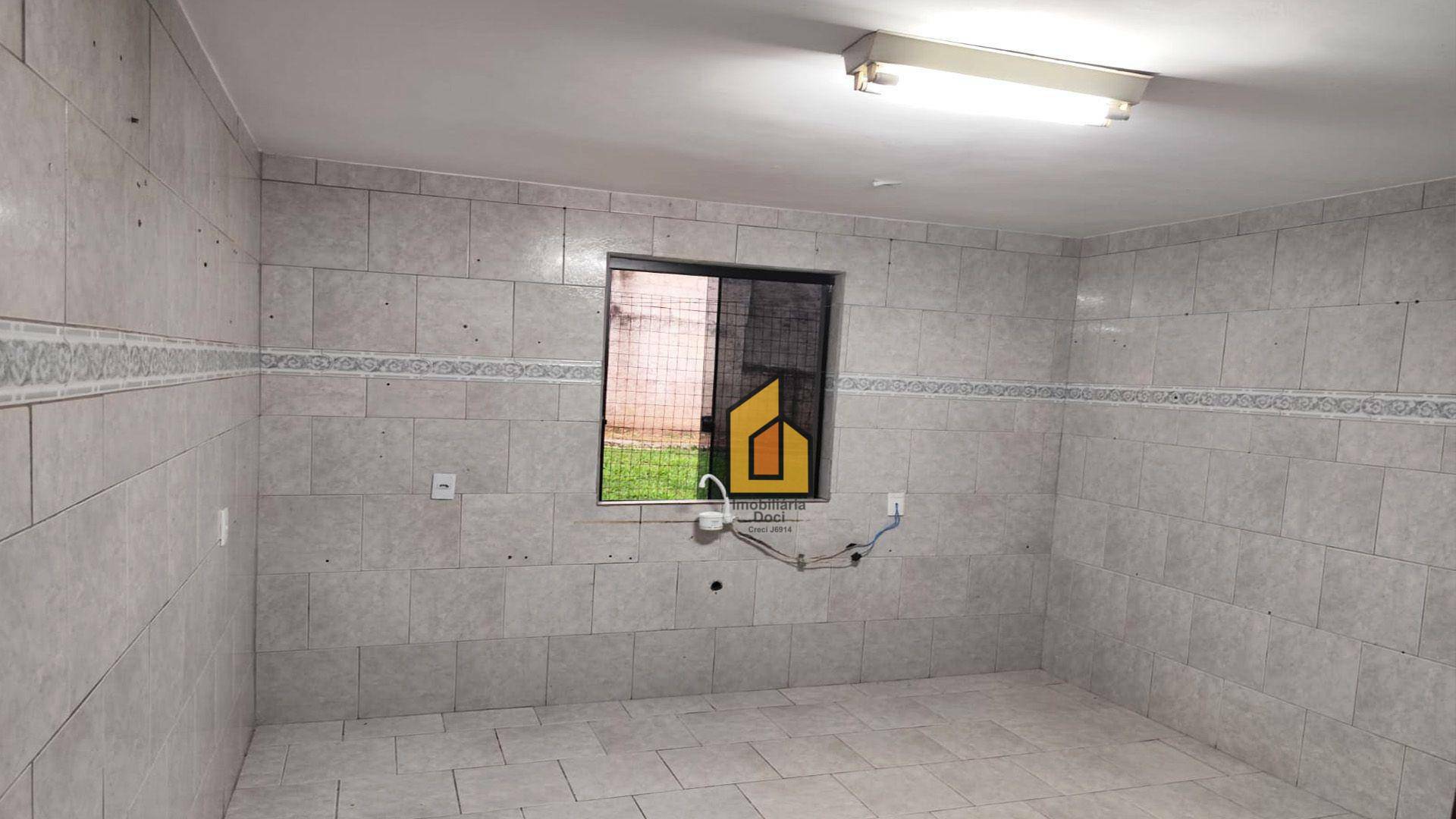 Casa para alugar com 3 quartos, 220m² - Foto 9