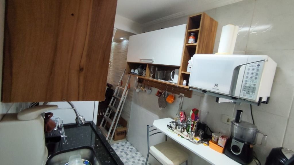 Apartamento à venda com 2 quartos, 50m² - Foto 11