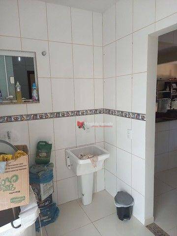 Casa à venda com 2 quartos, 90m² - Foto 13