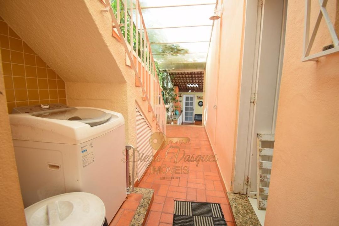 Casa à venda com 3 quartos, 360m² - Foto 25