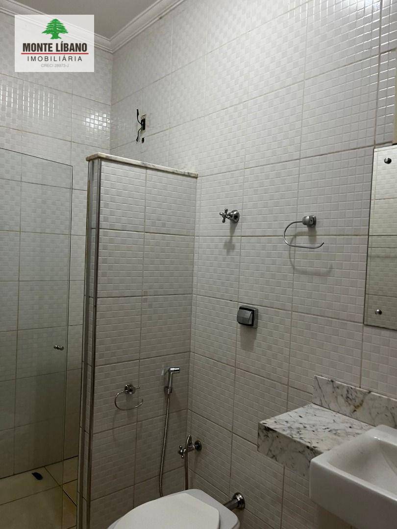 Casa à venda com 3 quartos, 300m² - Foto 30