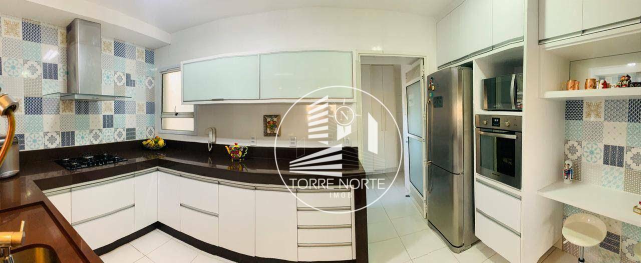 Apartamento à venda com 3 quartos, 136m² - Foto 20