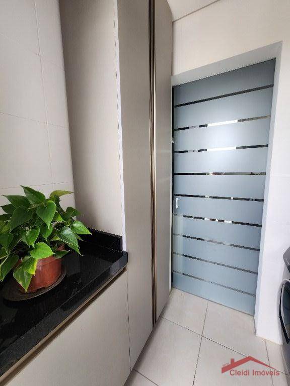 Apartamento à venda com 2 quartos, 85m² - Foto 35