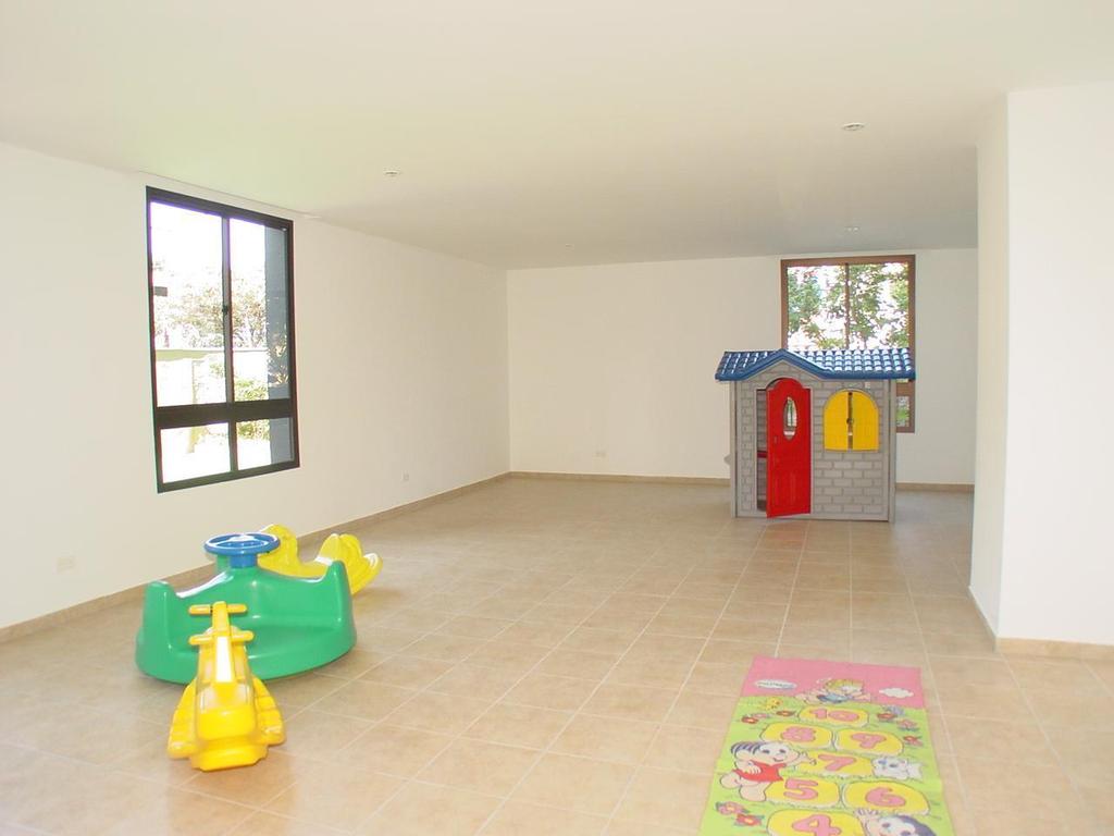 Apartamento à venda com 3 quartos, 260m² - Foto 13