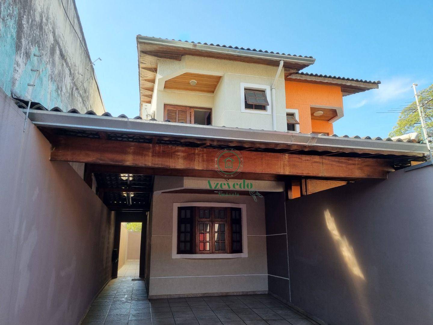 Sobrado à venda com 3 quartos, 100m² - Foto 1