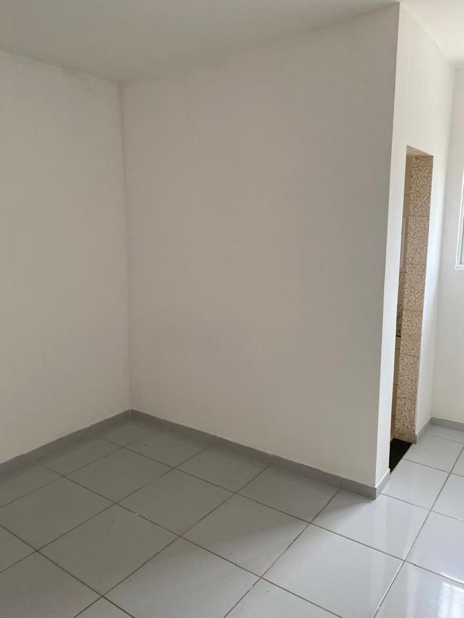 Casa para alugar com 2 quartos, 200m² - Foto 6