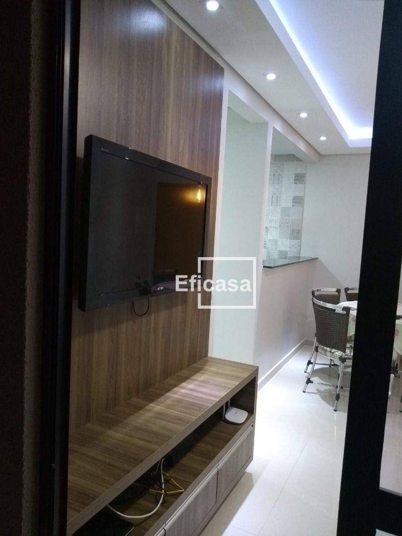 Apartamento à venda com 2 quartos, 75m² - Foto 9