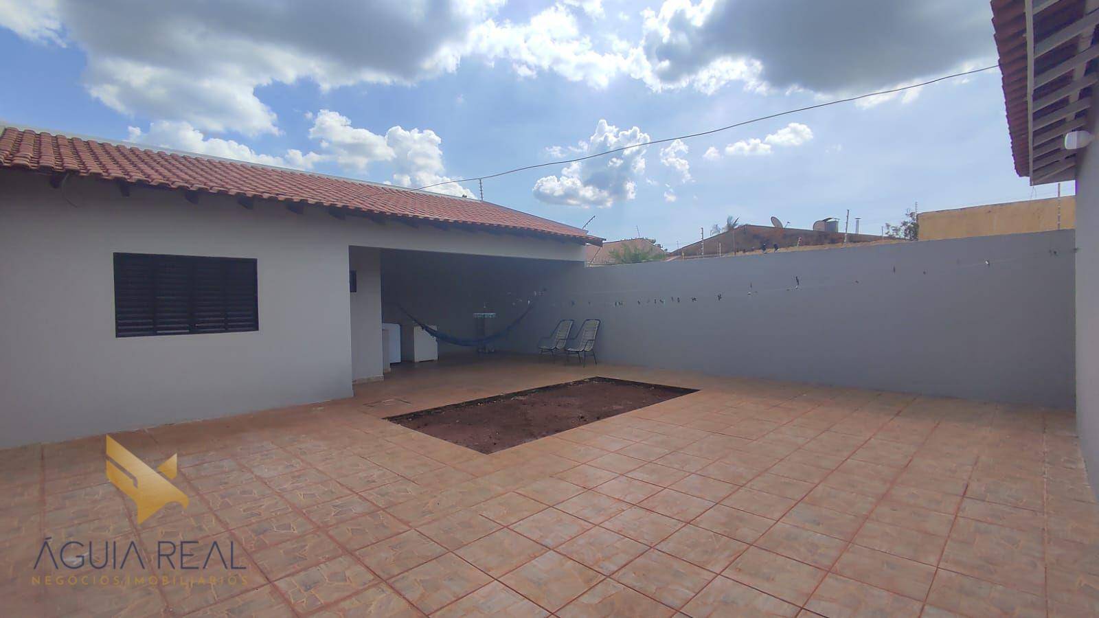 Casa à venda com 4 quartos, 213m² - Foto 18