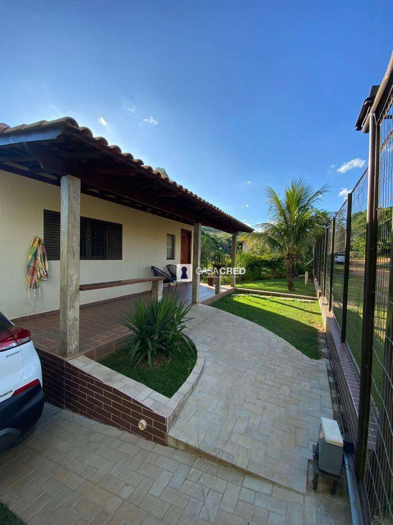 Sítio à venda com 2 quartos, 145m² - Foto 2