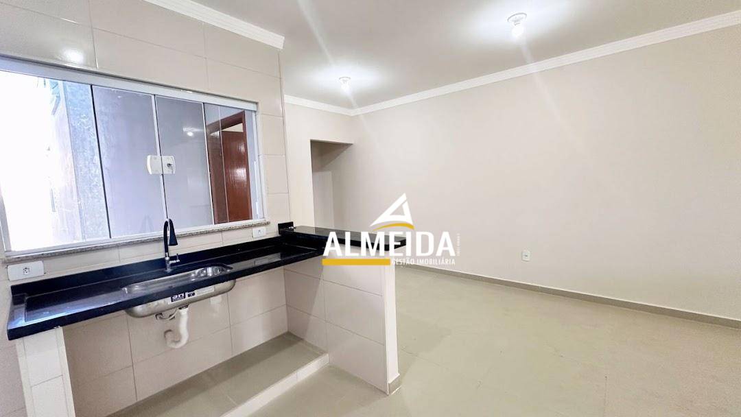 Casa, 2 quartos, 100 m² - Foto 2