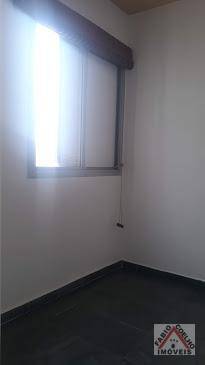 Apartamento à venda com 3 quartos, 64m² - Foto 11