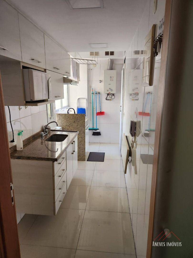 Apartamento à venda com 3 quartos, 77m² - Foto 7