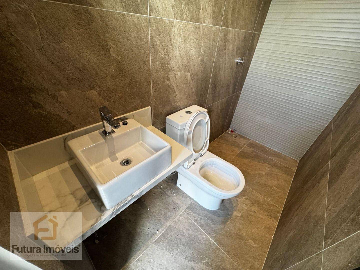 Casa, 3 quartos, 222 m² - Foto 4