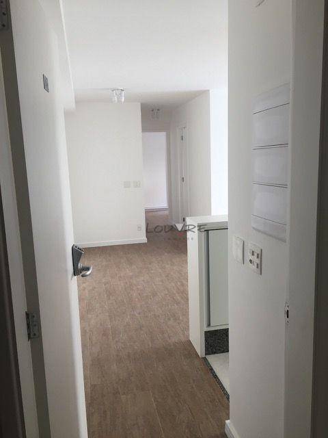 Apartamento para alugar com 1 quarto, 65m² - Foto 10