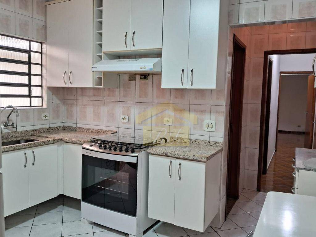 Casa à venda com 3 quartos, 103m² - Foto 4