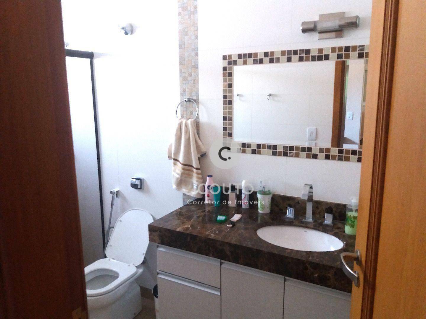 Casa de Condomínio à venda com 3 quartos, 320m² - Foto 39