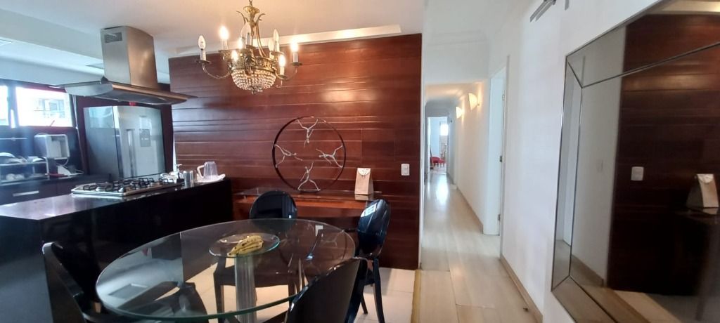 Apartamento à venda com 3 quartos, 270m² - Foto 32