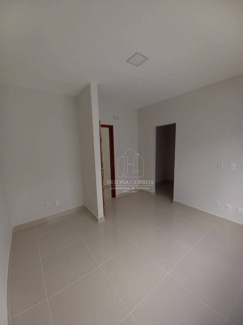 Casa à venda com 3 quartos, 130m² - Foto 4