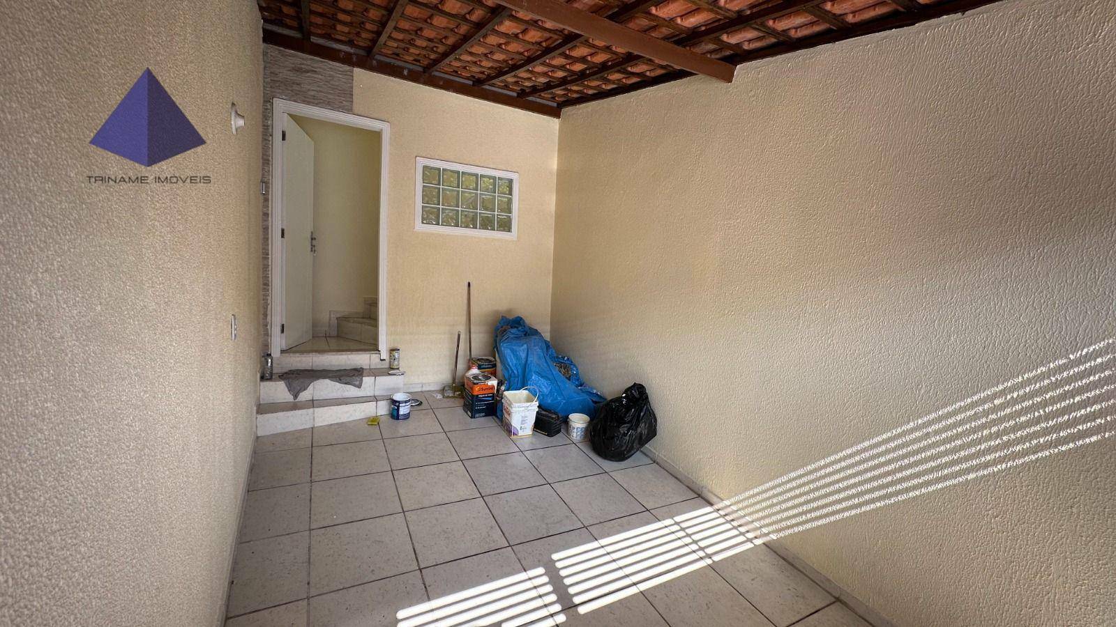 Casa à venda com 2 quartos, 68m² - Foto 10