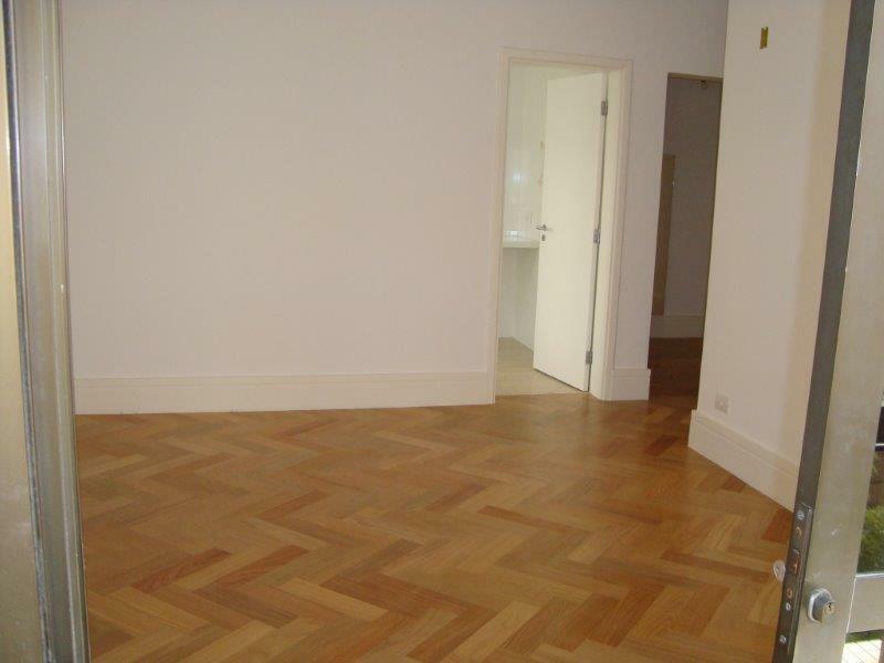 Apartamento à venda com 3 quartos, 210m² - Foto 3