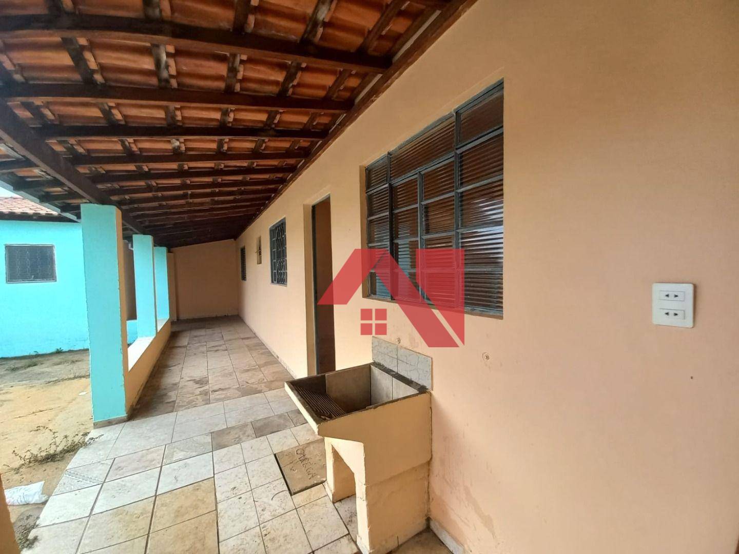 Casa à venda com 2 quartos, 50m² - Foto 5