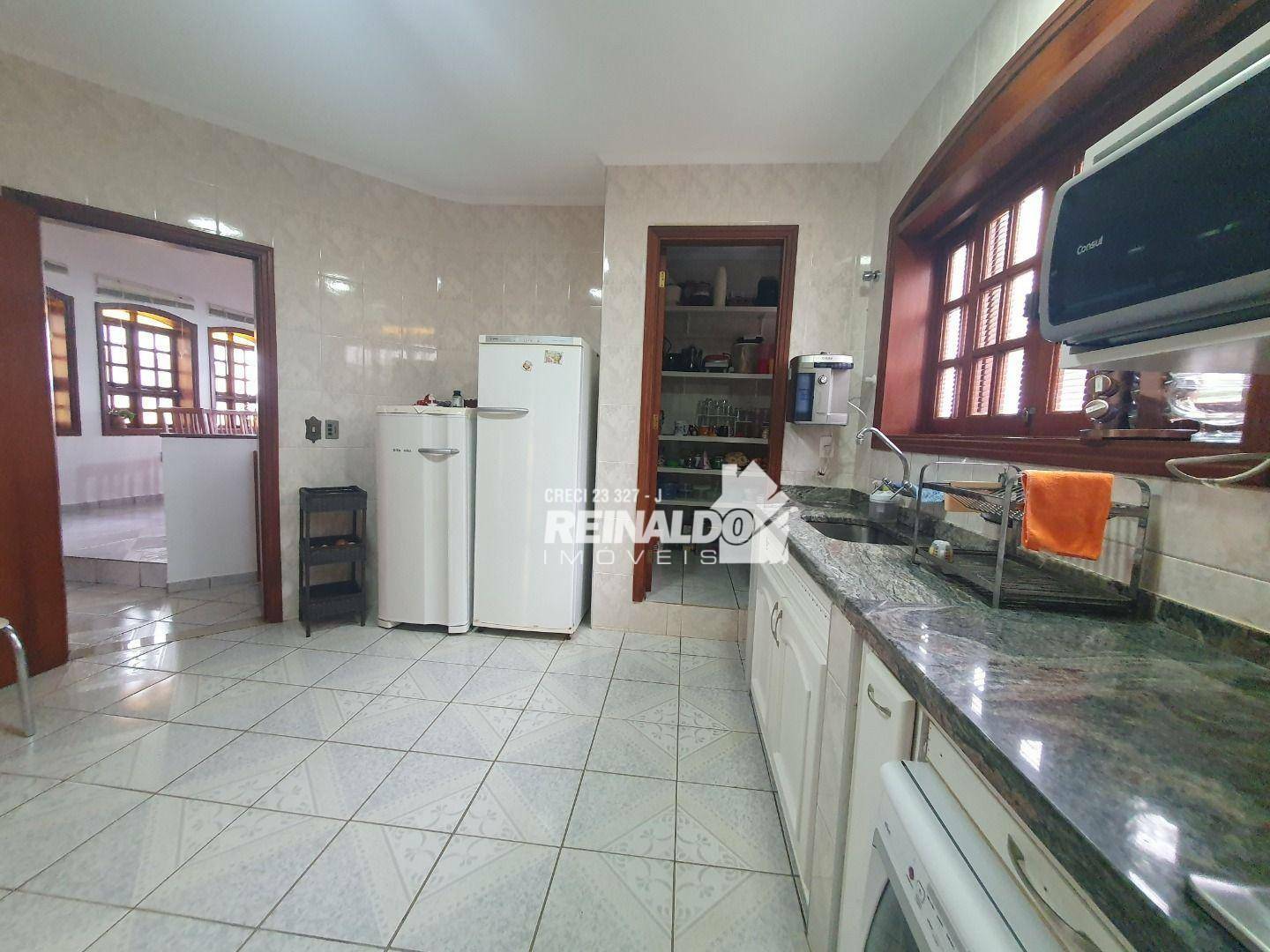 Casa de Condomínio à venda com 4 quartos, 353m² - Foto 19