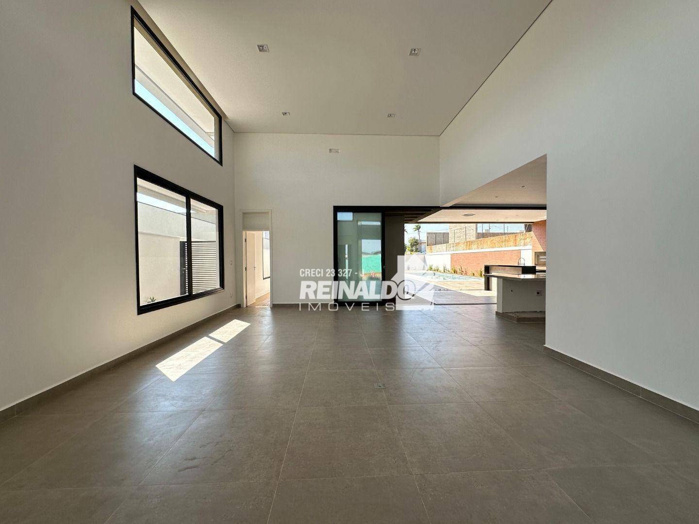 Casa de Condomínio à venda com 3 quartos, 253m² - Foto 3