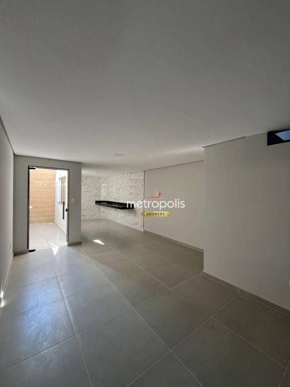 Sobrado à venda com 3 quartos, 120m² - Foto 1