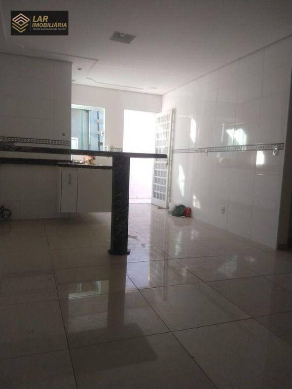 Casa à venda com 4 quartos, 284m² - Foto 9