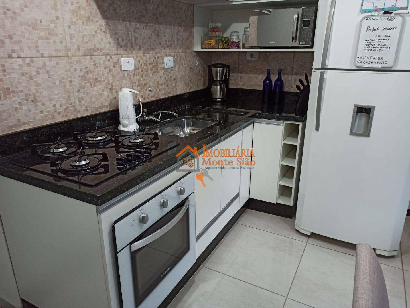 Sobrado à venda com 5 quartos, 200m² - Foto 12