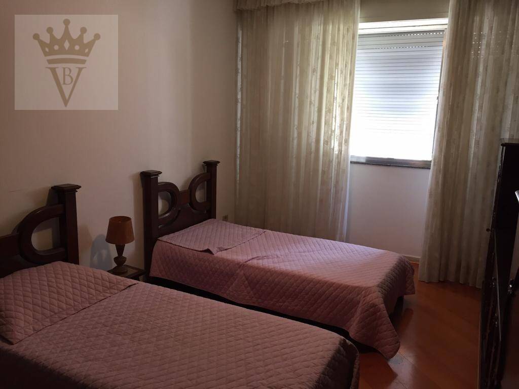 Apartamento à venda com 3 quartos, 175m² - Foto 6