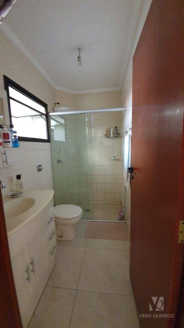 Casa à venda com 3 quartos, 225m² - Foto 22