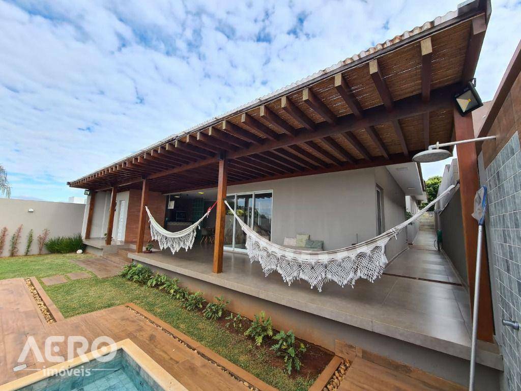 Casa de Condomínio à venda com 3 quartos, 330m² - Foto 12