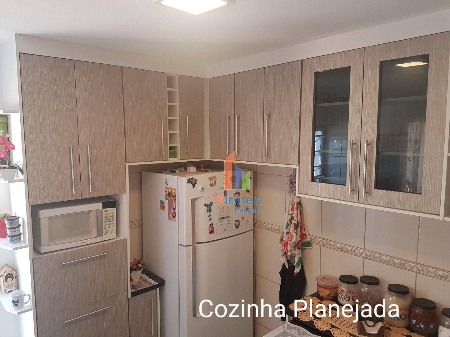 Casa à venda com 3 quartos, 100m² - Foto 5