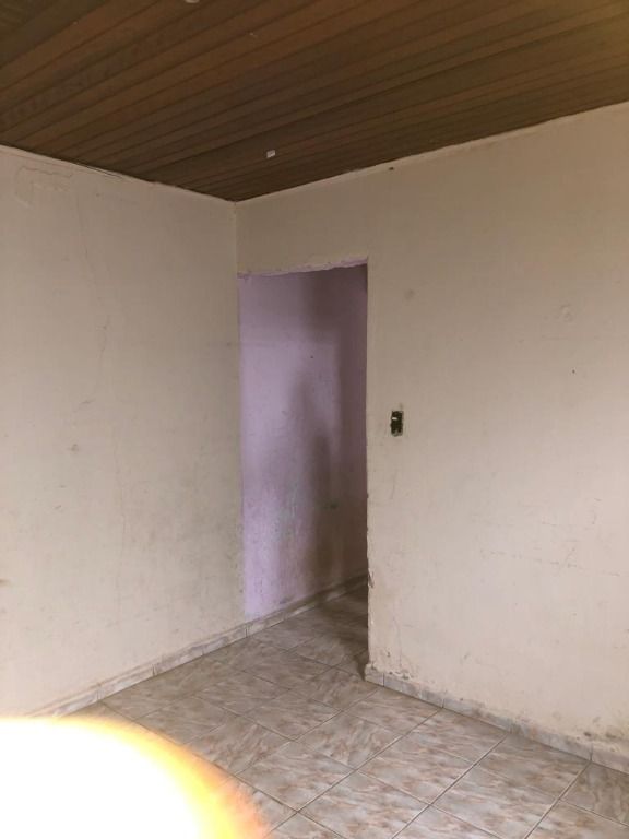 Casa à venda com 7 quartos, 250m² - Foto 21