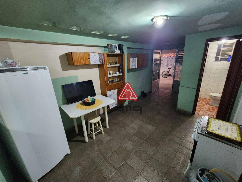 Sobrado à venda com 4 quartos, 150m² - Foto 3