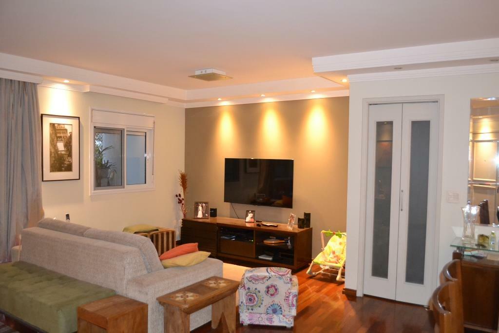 Apartamento à venda com 3 quartos, 140m² - Foto 2