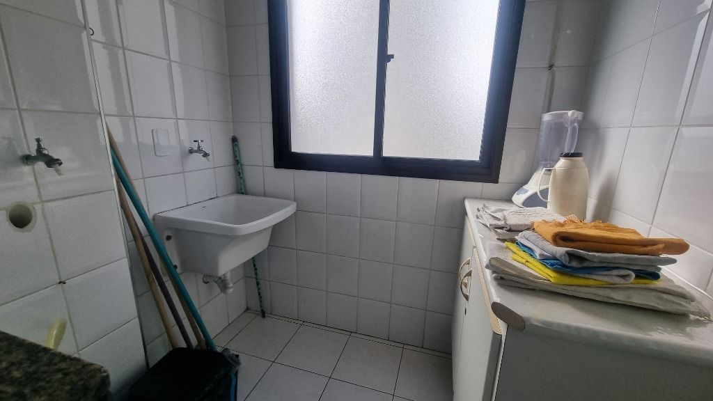 Apartamento à venda com 2 quartos, 76m² - Foto 17