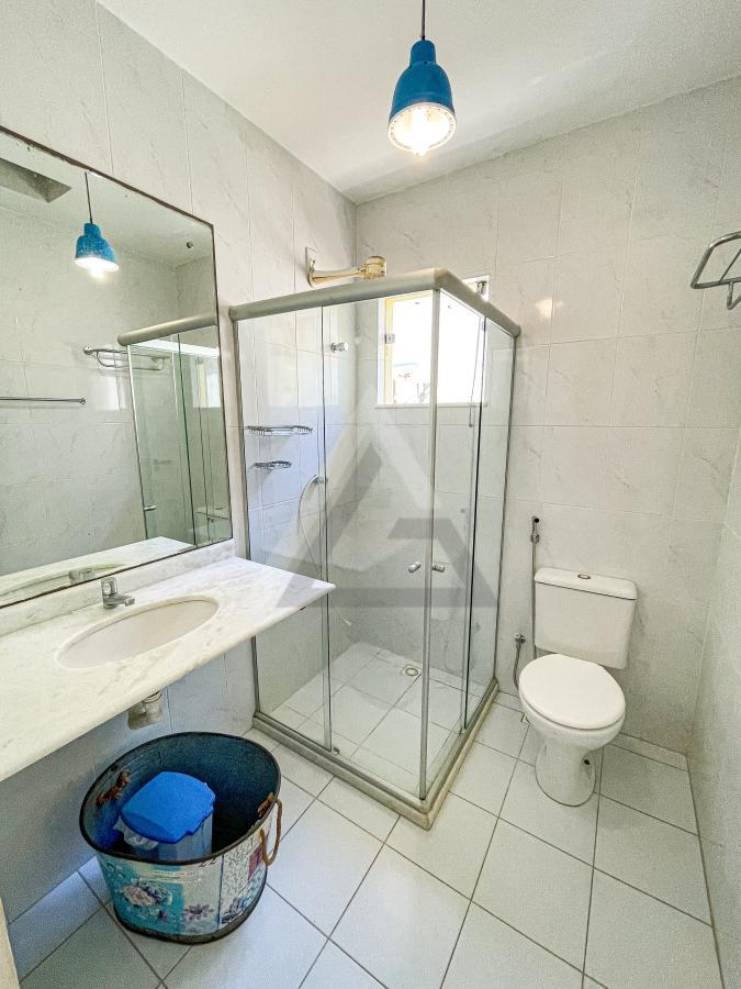 Casa de Condomínio à venda com 5 quartos, 200m² - Foto 28