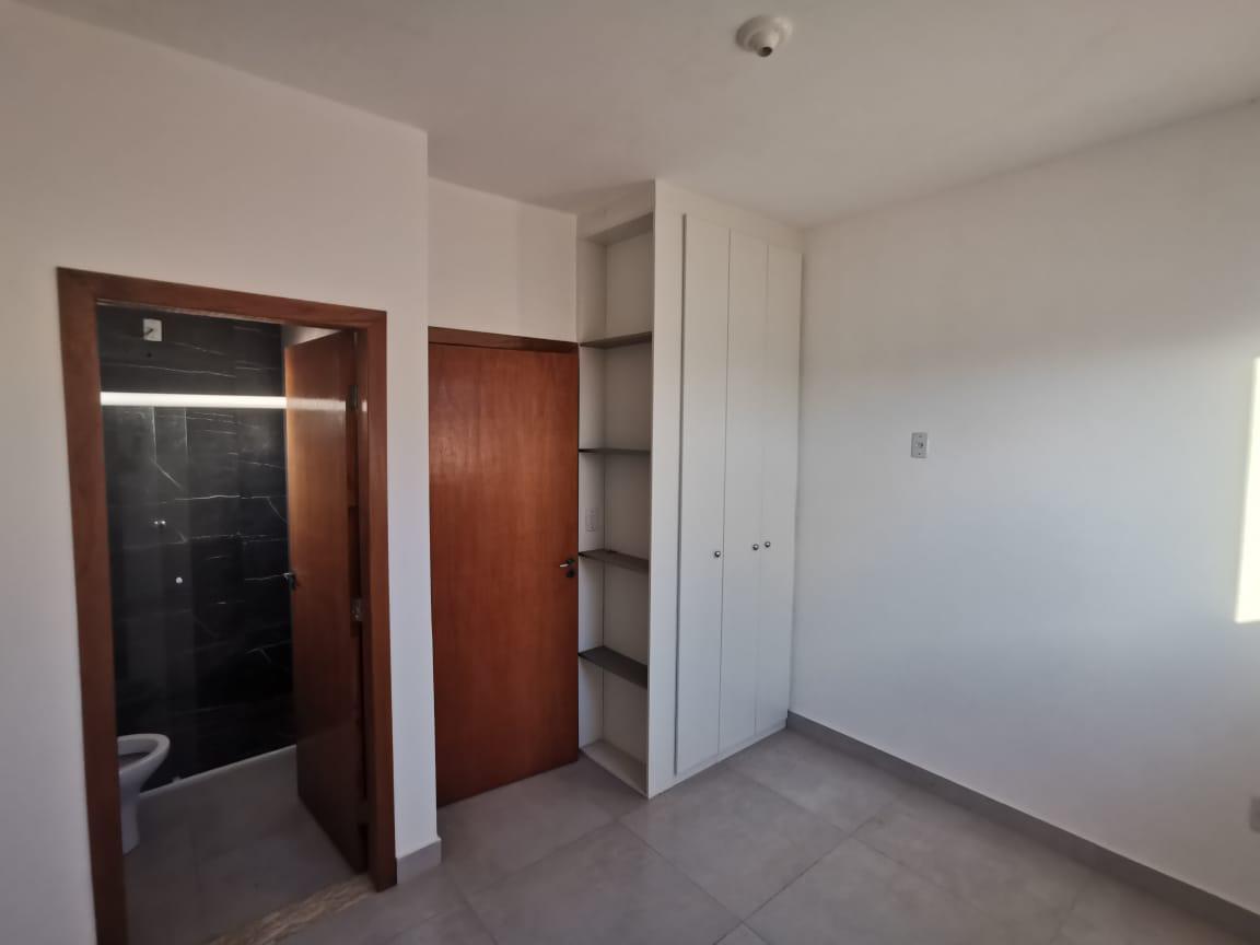 Casa à venda com 2 quartos, 69m² - Foto 13